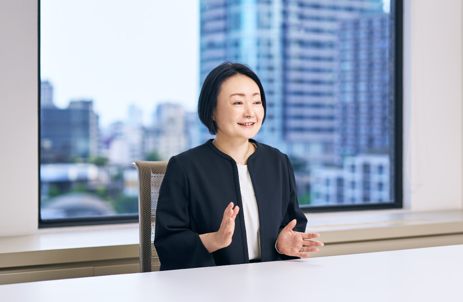 ⼩袋倫⼦氏 写真